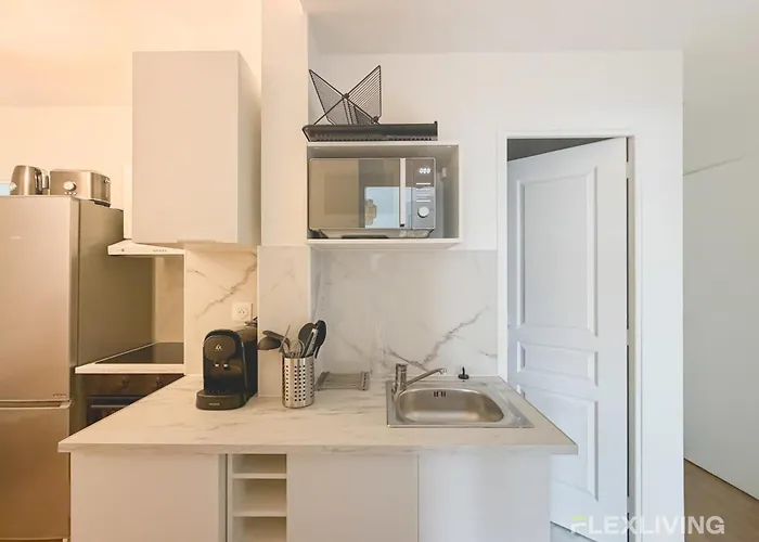Ideal T5 In The 15th District Of Apartamento